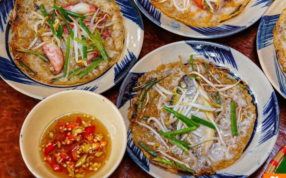 Bánh xèo cá kình Hằng Liên