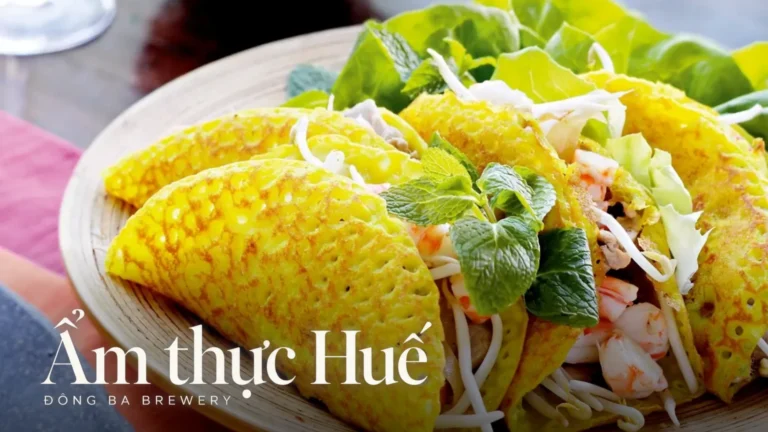 Ẩm thực Huế: bánh khoái vàng giòn với tôm, giá và rau thơm – Huế cuisine, crispy pancakes with shrimp and herbs; Đông Ba Brewery